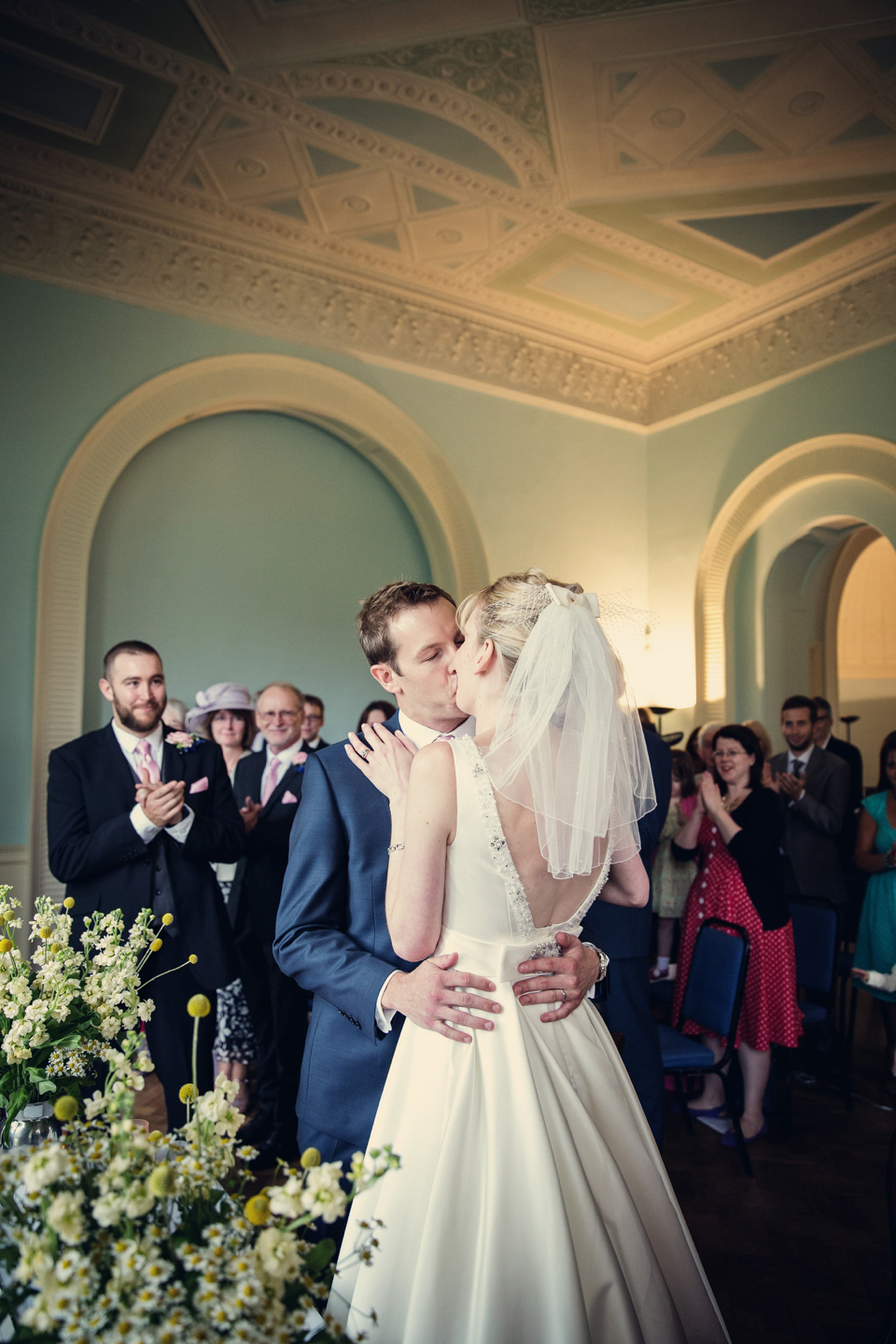 Fun and colourful London pub wedding // Photography by Assassynation