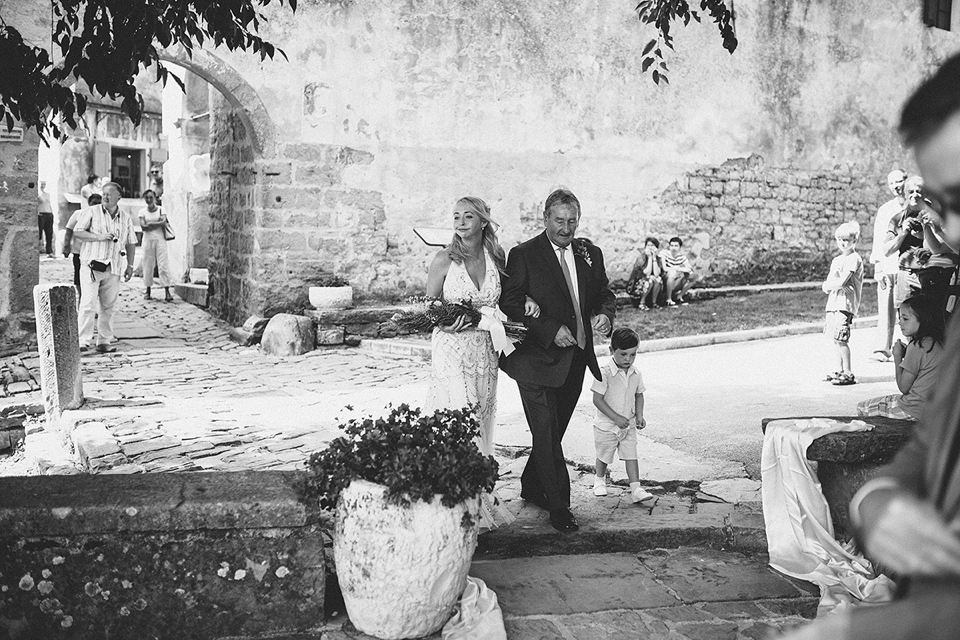 Luna by Jenny Packham // Wedding in Croatia