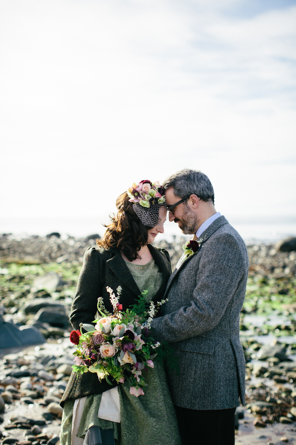 The Florist and the Fiddler // Scottish wedding at Crear // Rowanjoy wedding dress // Myrtle and Bracken flowers // Photography by Caro Weiss