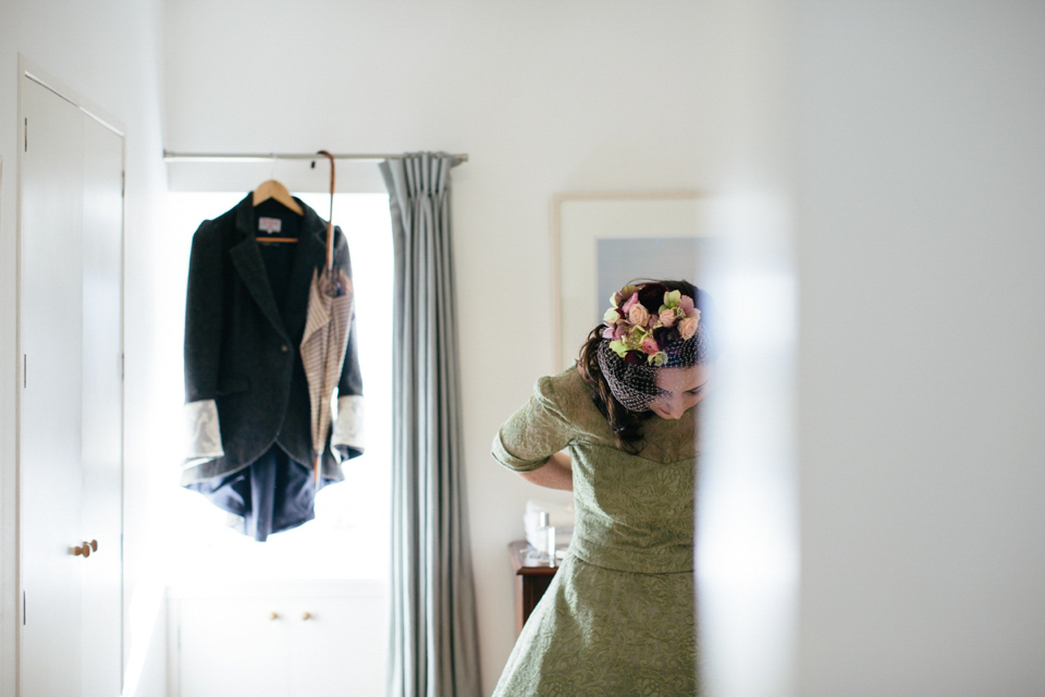 The Florist and the Fiddler // Scottish wedding at Crear // Rowanjoy wedding dress // Myrtle and Bracken flowers // Photography by Caro Weiss