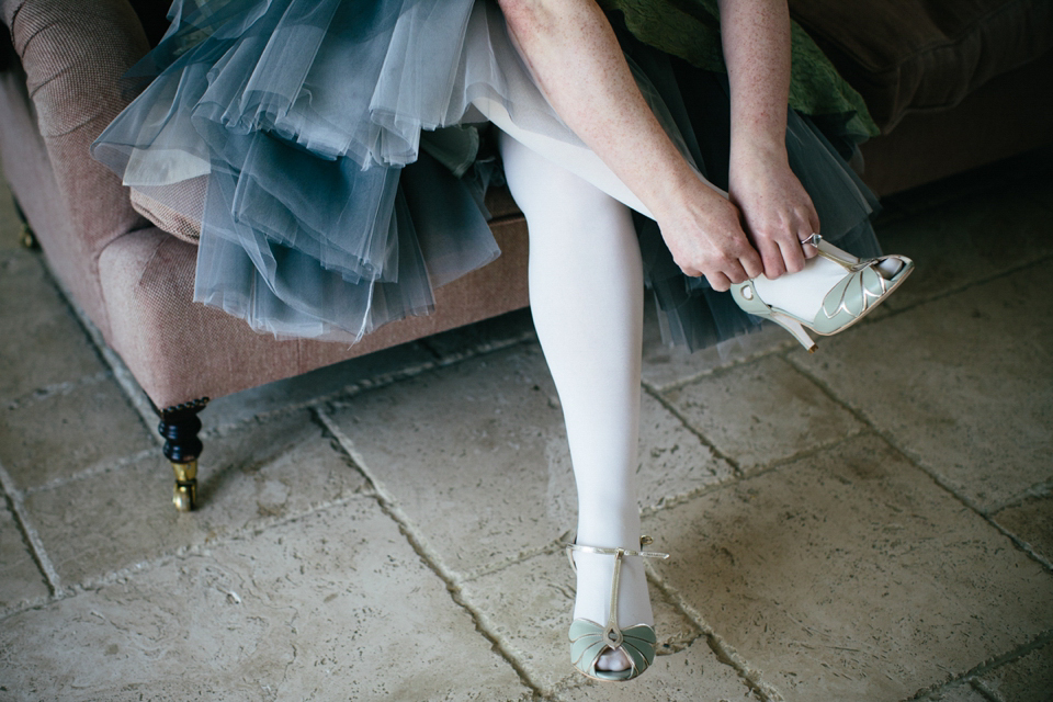 The Florist and the Fiddler // Scottish wedding at Crear // Rowanjoy wedding dress // Myrtle and Bracken flowers // Photography by Caro Weiss