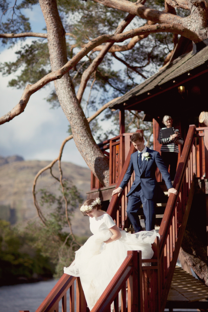 1950s style tulle wedding dress, Scottish lakeside wedding, Scottish wedding, Craig & Eva Sanders Photography