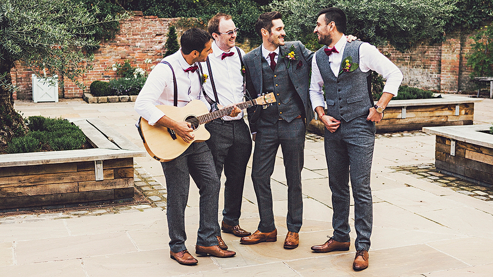 barn wedding, farm wedding, rustic farm wedding, eden jenny packham, steve gerrard photography