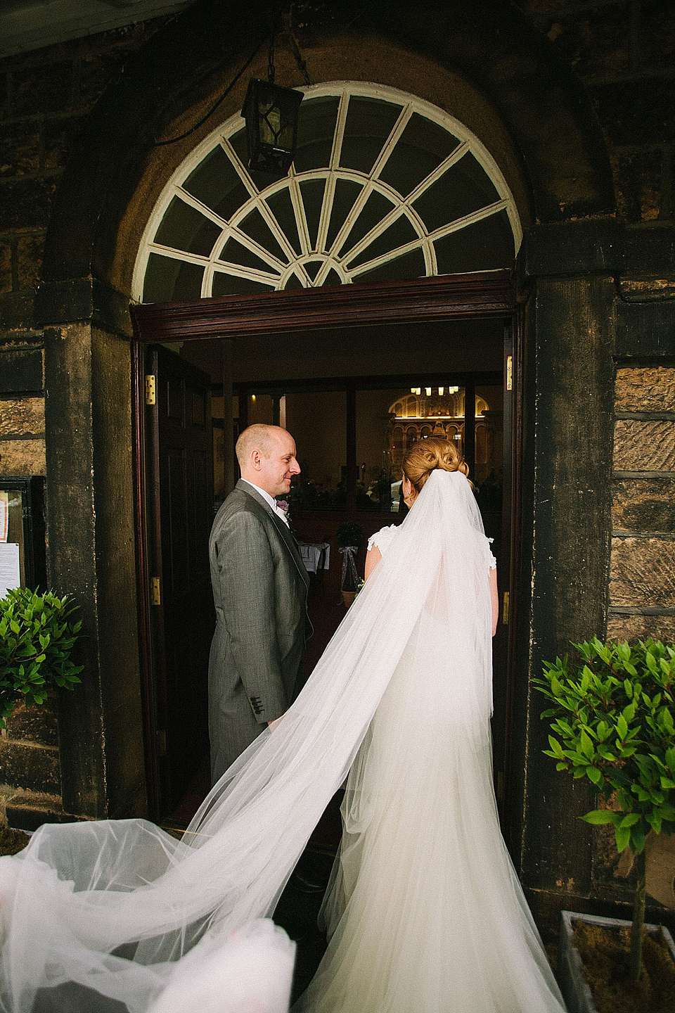 green wedding, lusan mandongus, hoghton tower wedding