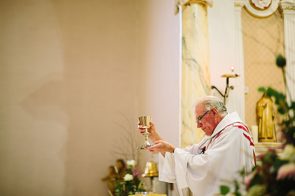 green wedding, lusan mandongus, hoghton tower wedding