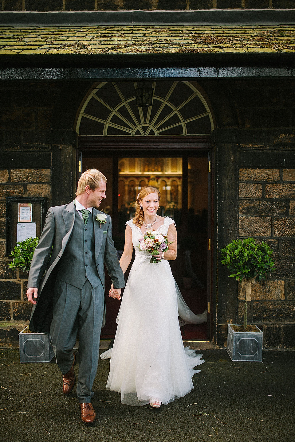 green wedding, lusan mandongus, hoghton tower wedding