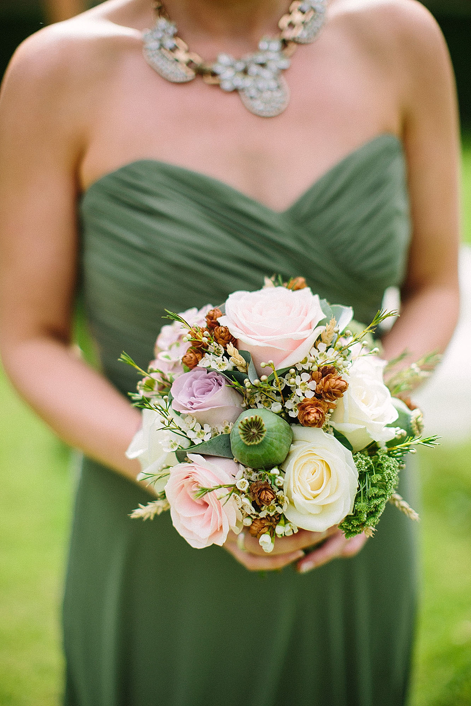 green wedding, lusan mandongus, hoghton tower wedding