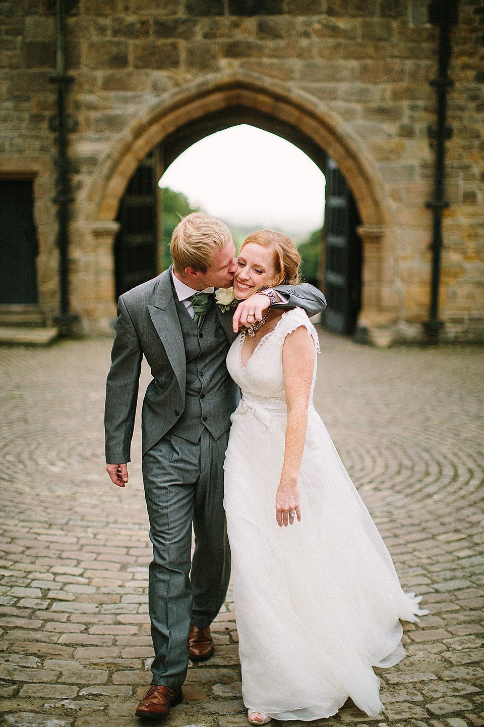 green wedding, lusan mandongus, hoghton tower wedding