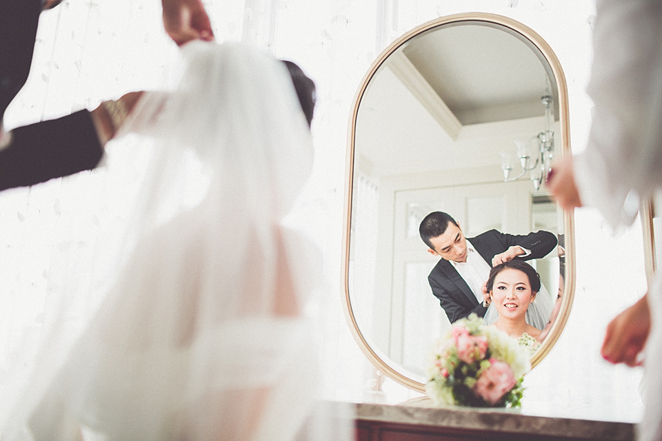 rooftop wedding, chinese bride, chinese wedding, vintage lace, monique lhuillier wedding dress