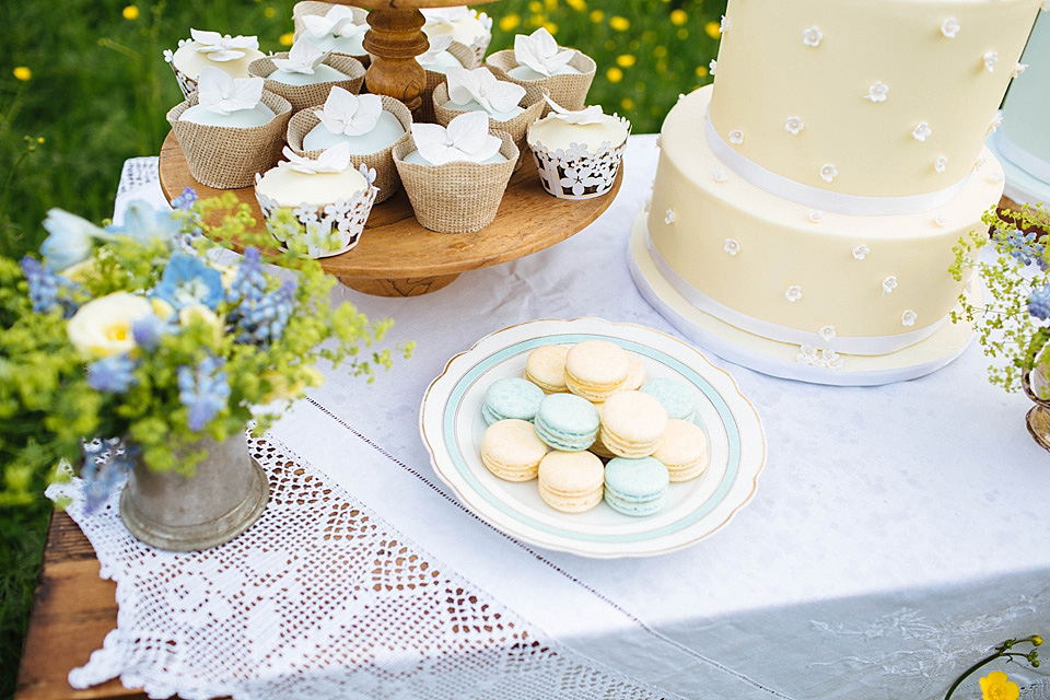 wpid280458 Rustic yellow and blue wedding inspiration 41