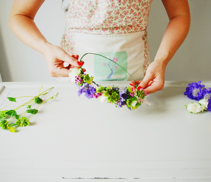 flower crown tutorial, floral crown tutorial, lily and may, essex florist