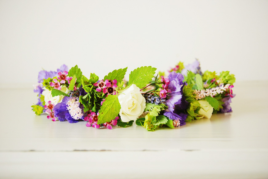 flower crown tutorial, floral crown tutorial, lily and may, essex florist
