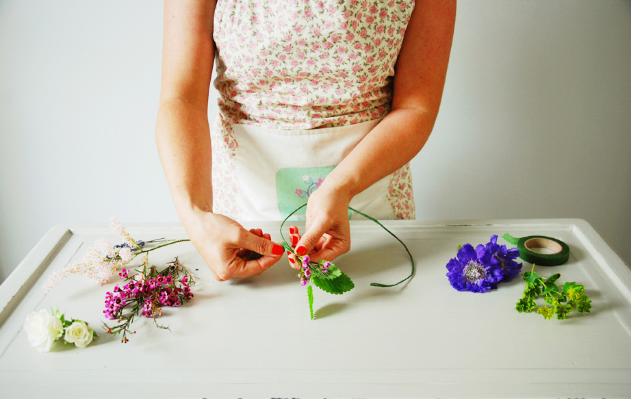 flower crown tutorial, floral crown tutorial, lily and may, essex florist