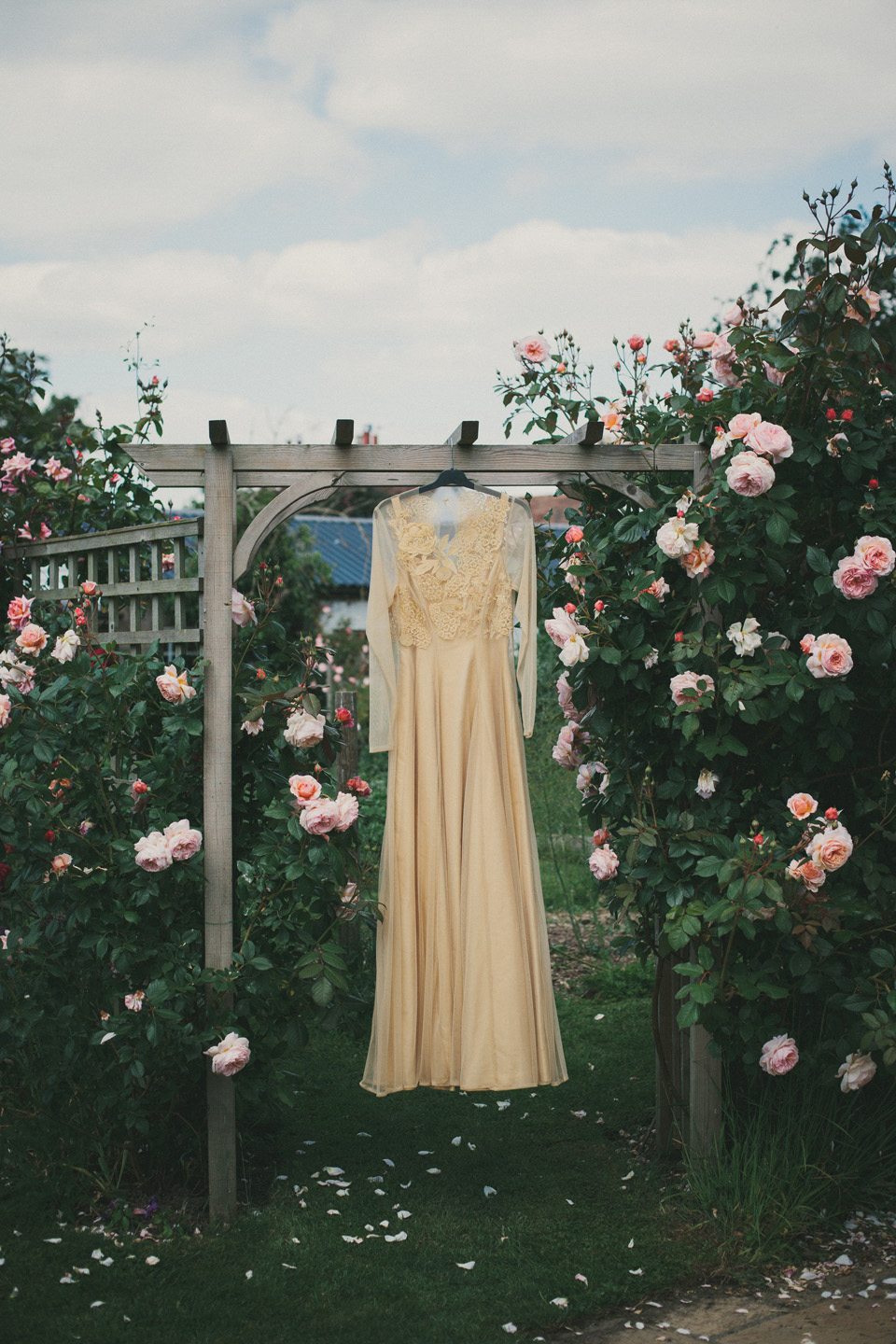 medieval inspired wedding, gold wedding dress. maureen de preez photography