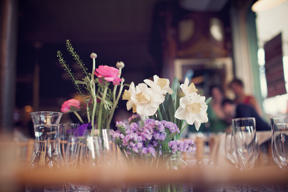 london pub wedding