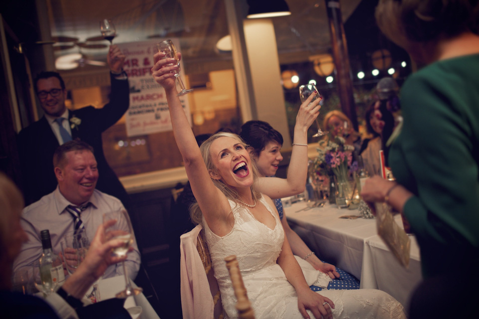 london pub wedding