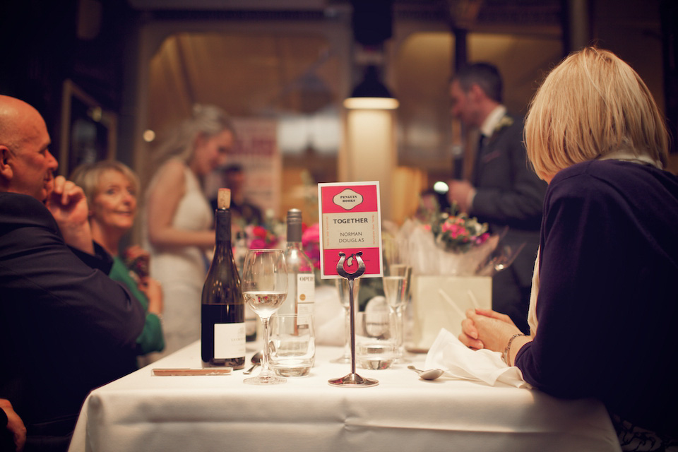 london pub wedding