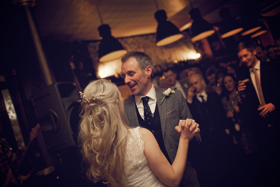 london pub wedding