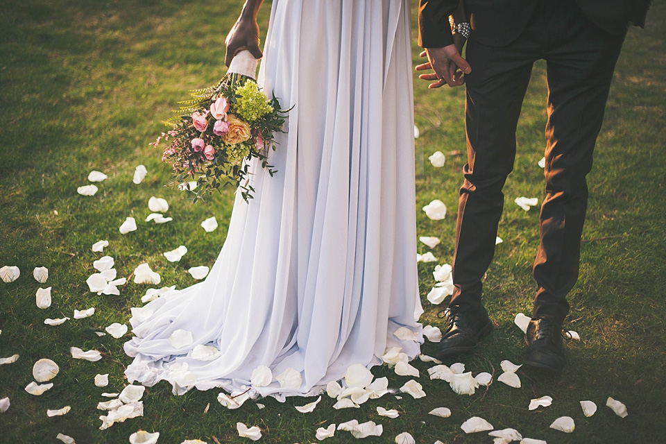 wpid287578 Elegant Summer Wedding Inspiration by Ainsley Rose Photography 8